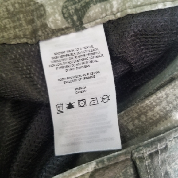 Columbia women's camo pants size 8 - Picture 3 of 7